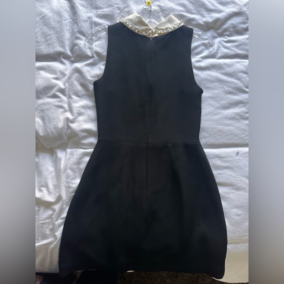 MIU MIU silk dress with embellished Peter Pan collar. - Picture 4 of 6